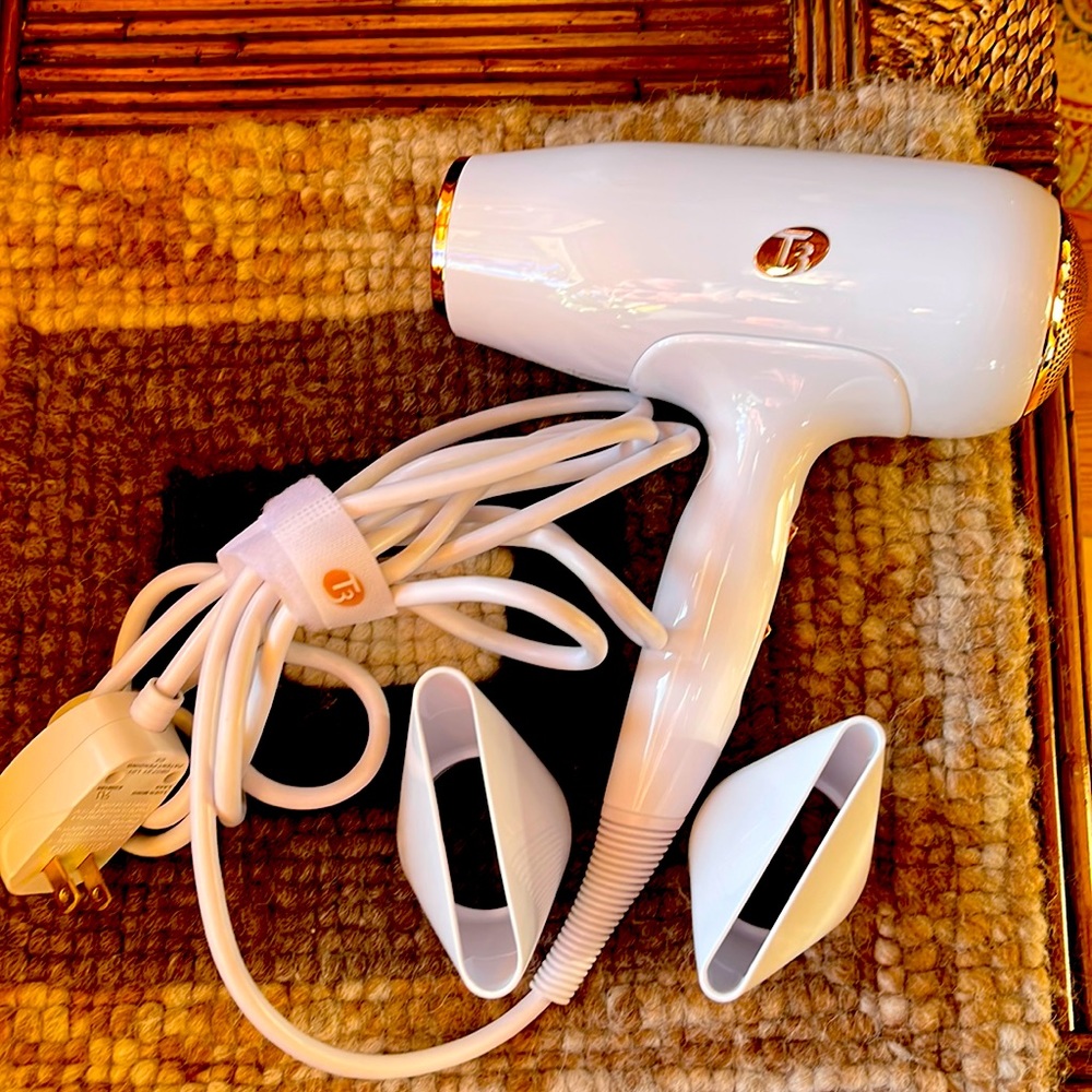 T3 Featherweight 3i hair dryer